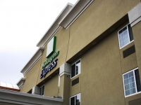 holiday-inn-express-bowling-green-ky-001