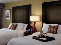 2631759-Hotel-Preston-Guest-Room-12